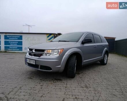 Серый Додж Джорни, объемом двигателя 2.36 л и пробегом 144 тыс. км за 9700 $, фото 4 на Automoto.ua