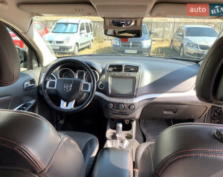 Серый Додж Джорни, объемом двигателя 3.6 л и пробегом 157 тыс. км за 15000 $, фото 14 на Automoto.ua