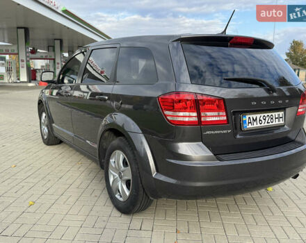 Сірий Додж Джорні, об'ємом двигуна 2.36 л та пробігом 204 тис. км за 7999 $, фото 6 на Automoto.ua