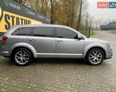 Серый Додж Джорни, объемом двигателя 3.6 л и пробегом 130 тыс. км за 12900 $, фото 4 на Automoto.ua