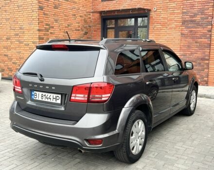 Серый Додж Джорни, объемом двигателя 2.4 л и пробегом 180 тыс. км за 8800 $, фото 5 на Automoto.ua