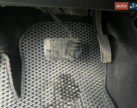 Серый Додж Джорни, объемом двигателя 2.36 л и пробегом 118 тыс. км за 11500 $, фото 16 на Automoto.ua