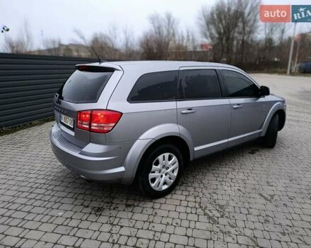 Серый Додж Джорни, объемом двигателя 2.36 л и пробегом 144 тыс. км за 9700 $, фото 2 на Automoto.ua