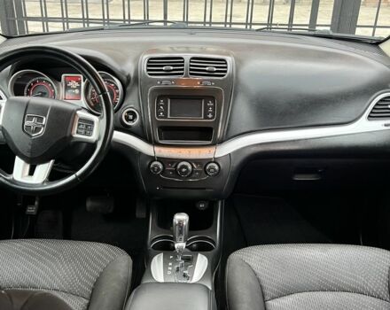 Серый Додж Джорни, объемом двигателя 2.4 л и пробегом 180 тыс. км за 8800 $, фото 12 на Automoto.ua