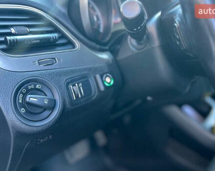 Серый Додж Джорни, объемом двигателя 2.36 л и пробегом 171 тыс. км за 12800 $, фото 8 на Automoto.ua