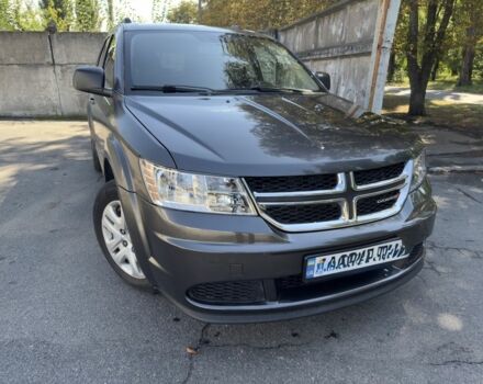 Сірий Додж Джорні, об'ємом двигуна 2.4 л та пробігом 270 тис. км за 8900 $, фото 1 на Automoto.ua