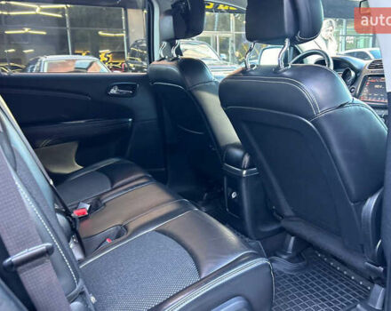 Серый Додж Джорни, объемом двигателя 2.36 л и пробегом 171 тыс. км за 12800 $, фото 14 на Automoto.ua