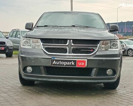 Серый Додж Джорни, объемом двигателя 2.4 л и пробегом 205 тыс. км за 9990 $, фото 2 на Automoto.ua