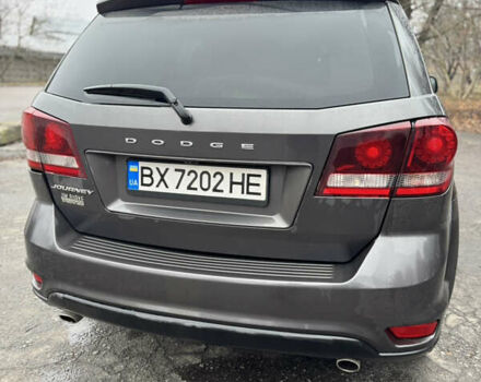 Серый Додж Джорни, объемом двигателя 3.6 л и пробегом 187 тыс. км за 12200 $, фото 5 на Automoto.ua