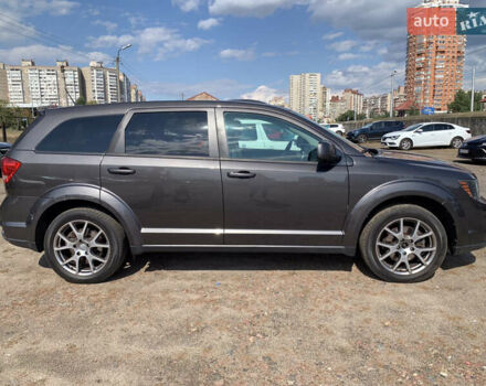 Серый Додж Джорни, объемом двигателя 3.6 л и пробегом 157 тыс. км за 15000 $, фото 17 на Automoto.ua