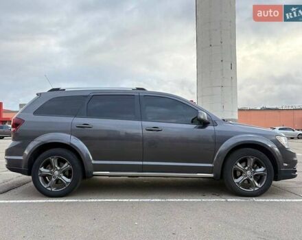 Додж Джорни 2015 в Киеве на Automoto.ua Серый Додж Джорни, объемом двигателя 3.6 л и пробегом 197 тыс. км за 13400 $, фото 5 на Automoto.ua