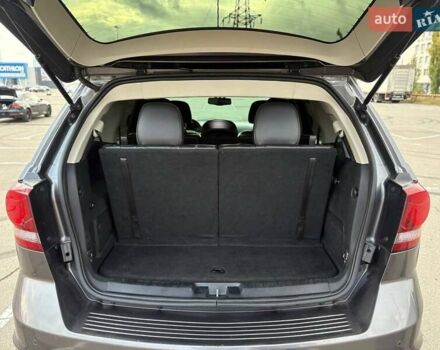 Додж Джорни 2015 в Киеве на Automoto.ua Серый Додж Джорни, объемом двигателя 3.6 л и пробегом 197 тыс. км за 13400 $, фото 16 на Automoto.ua