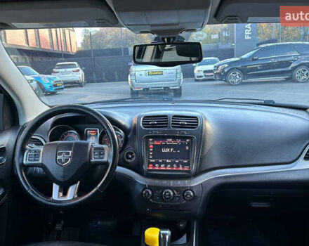Серый Додж Джорни, объемом двигателя 2.36 л и пробегом 171 тыс. км за 12800 $, фото 10 на Automoto.ua