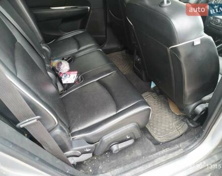 Сірий Додж Джорні, об'ємом двигуна 2.36 л та пробігом 160 тис. км за 12800 $, фото 11 на Automoto.ua