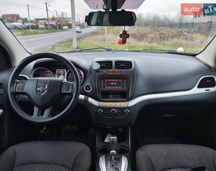 Серый Додж Джорни, объемом двигателя 2.36 л и пробегом 134 тыс. км за 10600 $, фото 12 на Automoto.ua