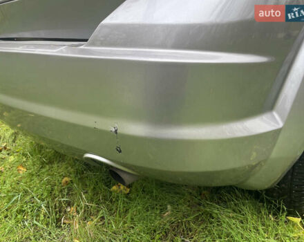 Серый Додж Джорни, объемом двигателя 2.36 л и пробегом 118 тыс. км за 11500 $, фото 7 на Automoto.ua