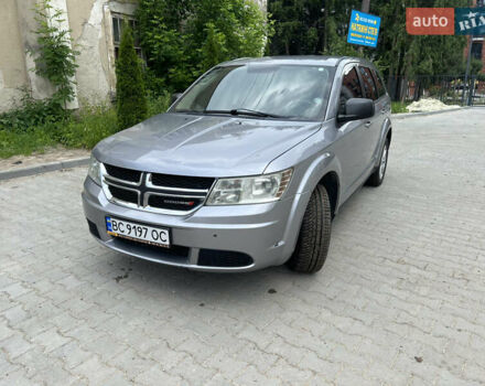 Серый Додж Джорни, объемом двигателя 2.36 л и пробегом 210 тыс. км за 9100 $, фото 4 на Automoto.ua