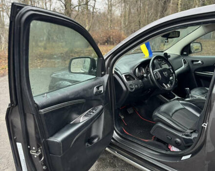 Серый Додж Джорни, объемом двигателя 3.6 л и пробегом 187 тыс. км за 12200 $, фото 8 на Automoto.ua