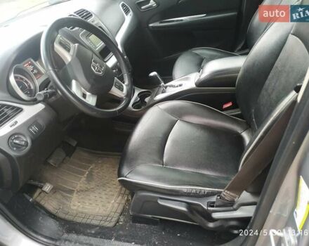 Сірий Додж Джорні, об'ємом двигуна 2.36 л та пробігом 160 тис. км за 12800 $, фото 6 на Automoto.ua