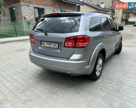 Серый Додж Джорни, объемом двигателя 2.36 л и пробегом 210 тыс. км за 9100 $, фото 5 на Automoto.ua