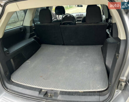 Серый Додж Джорни, объемом двигателя 2.36 л и пробегом 210 тыс. км за 9100 $, фото 17 на Automoto.ua