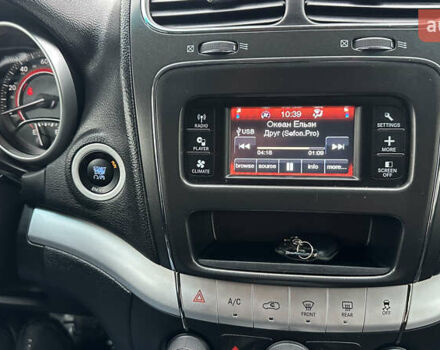 Сірий Додж Джорні, об'ємом двигуна 3.61 л та пробігом 190 тис. км за 9950 $, фото 28 на Automoto.ua