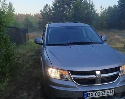 Серый Додж Джорни, объемом двигателя 3.6 л и пробегом 102 тыс. км за 11000 $, фото 7 на Automoto.ua