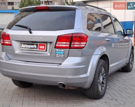 Серый Додж Джорни, объемом двигателя 2.4 л и пробегом 118 тыс. км за 11940 $, фото 3 на Automoto.ua