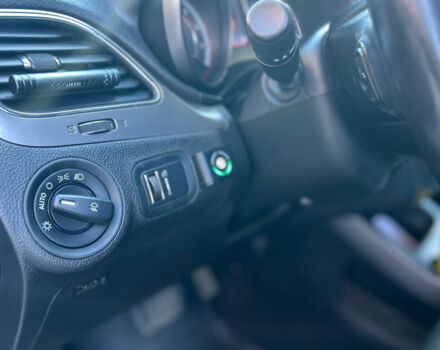 Серый Додж Джорни, объемом двигателя 2.4 л и пробегом 171 тыс. км за 12800 $, фото 8 на Automoto.ua