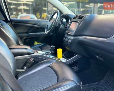 Серый Додж Джорни, объемом двигателя 2.36 л и пробегом 171 тыс. км за 12800 $, фото 12 на Automoto.ua