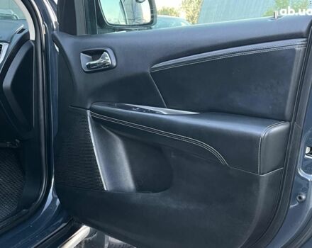 Серый Додж Джорни, объемом двигателя 2.4 л и пробегом 170 тыс. км за 10590 $, фото 36 на Automoto.ua