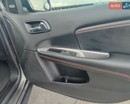 Серый Додж Джорни, объемом двигателя 3.6 л и пробегом 172 тыс. км за 15999 $, фото 19 на Automoto.ua