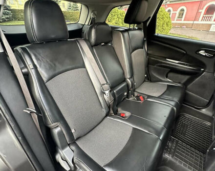 Додж Джорни 2016 в Днепре (Днепропетровске) на Automoto.ua Серый Додж Джорни, объемом двигателя 3.6 л и пробегом 201 тыс. км за 12999 $, фото 23 на Automoto.ua