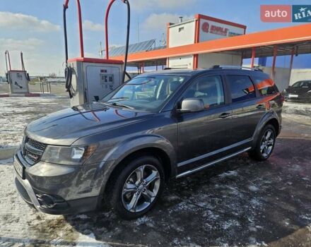 Серый Додж Джорни, объемом двигателя 3.6 л и пробегом 331 тыс. км за 11500 $, фото 1 на Automoto.ua