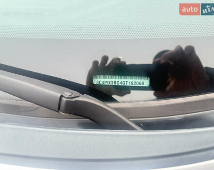 Серый Додж Джорни, объемом двигателя 3.6 л и пробегом 156 тыс. км за 13550 $, фото 8 на Automoto.ua