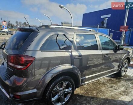 Серый Додж Джорни, объемом двигателя 3.6 л и пробегом 331 тыс. км за 11500 $, фото 3 на Automoto.ua