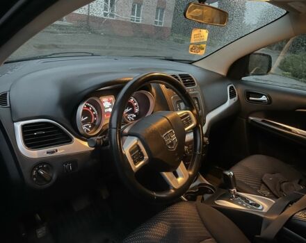 Серый Додж Джорни, объемом двигателя 2.4 л и пробегом 136 тыс. км за 10500 $, фото 10 на Automoto.ua