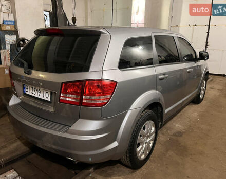 Серый Додж Джорни, объемом двигателя 2.36 л и пробегом 132 тыс. км за 10800 $, фото 3 на Automoto.ua