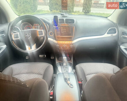 Серый Додж Джорни, объемом двигателя 3.6 л и пробегом 156 тыс. км за 13550 $, фото 16 на Automoto.ua