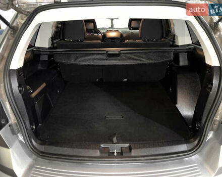 Серый Додж Джорни, объемом двигателя 2.36 л и пробегом 132 тыс. км за 10800 $, фото 5 на Automoto.ua