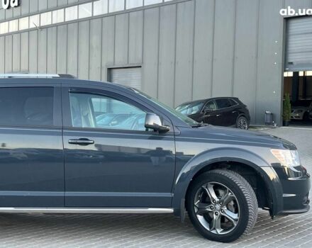 Серый Додж Джорни, объемом двигателя 2.4 л и пробегом 170 тыс. км за 10590 $, фото 3 на Automoto.ua