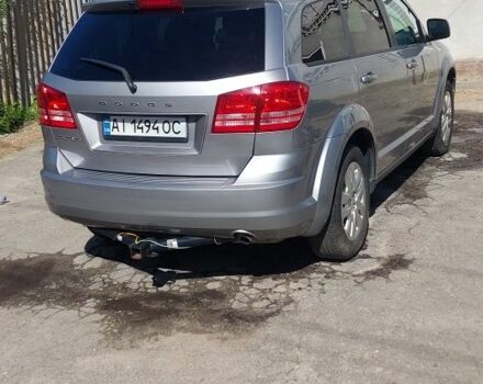 Серый Додж Джорни, объемом двигателя 2.4 л и пробегом 230 тыс. км за 9999 $, фото 2 на Automoto.ua