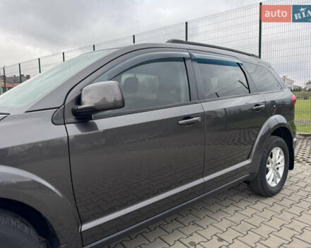 Серый Додж Джорни, объемом двигателя 2.4 л и пробегом 141 тыс. км за 10500 $, фото 32 на Automoto.ua