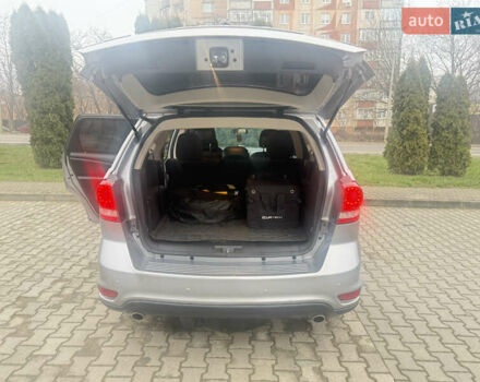 Серый Додж Джорни, объемом двигателя 3.6 л и пробегом 156 тыс. км за 13550 $, фото 7 на Automoto.ua