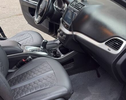 Серый Додж Джорни, объемом двигателя 2.4 л и пробегом 240 тыс. км за 11200 $, фото 11 на Automoto.ua