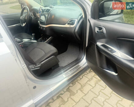 Серый Додж Джорни, объемом двигателя 3.6 л и пробегом 156 тыс. км за 13550 $, фото 11 на Automoto.ua