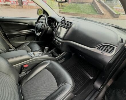 Серый Додж Джорни, объемом двигателя 3.6 л и пробегом 201 тыс. км за 12000 $, фото 6 на Automoto.ua