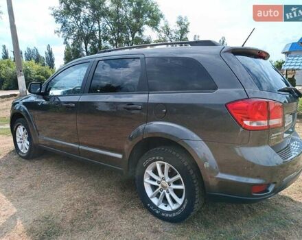 Серый Додж Джорни, объемом двигателя 3.6 л и пробегом 101 тыс. км за 14600 $, фото 2 на Automoto.ua