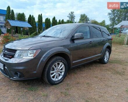 Серый Додж Джорни, объемом двигателя 3.6 л и пробегом 101 тыс. км за 14600 $, фото 3 на Automoto.ua