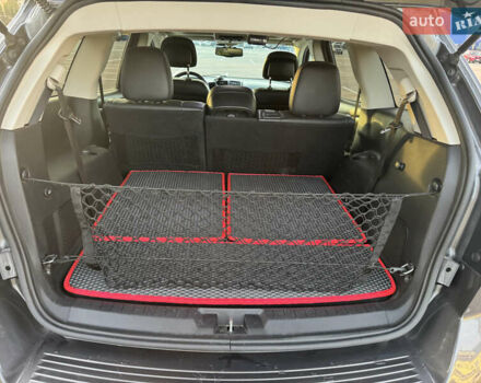 Серый Додж Джорни, объемом двигателя 3.6 л и пробегом 139 тыс. км за 13950 $, фото 61 на Automoto.ua